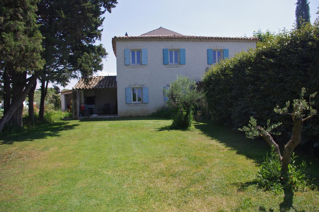 Lei Meissoun Mallemort Exterior photo